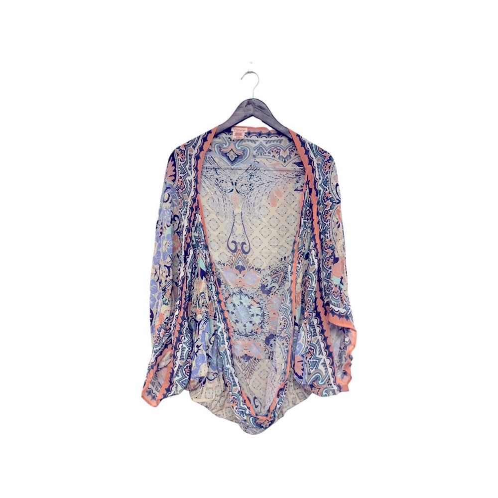 Anthropologie vismaya kimono shrug wrap